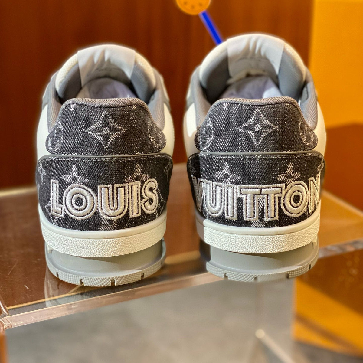 LOU TRAINERS