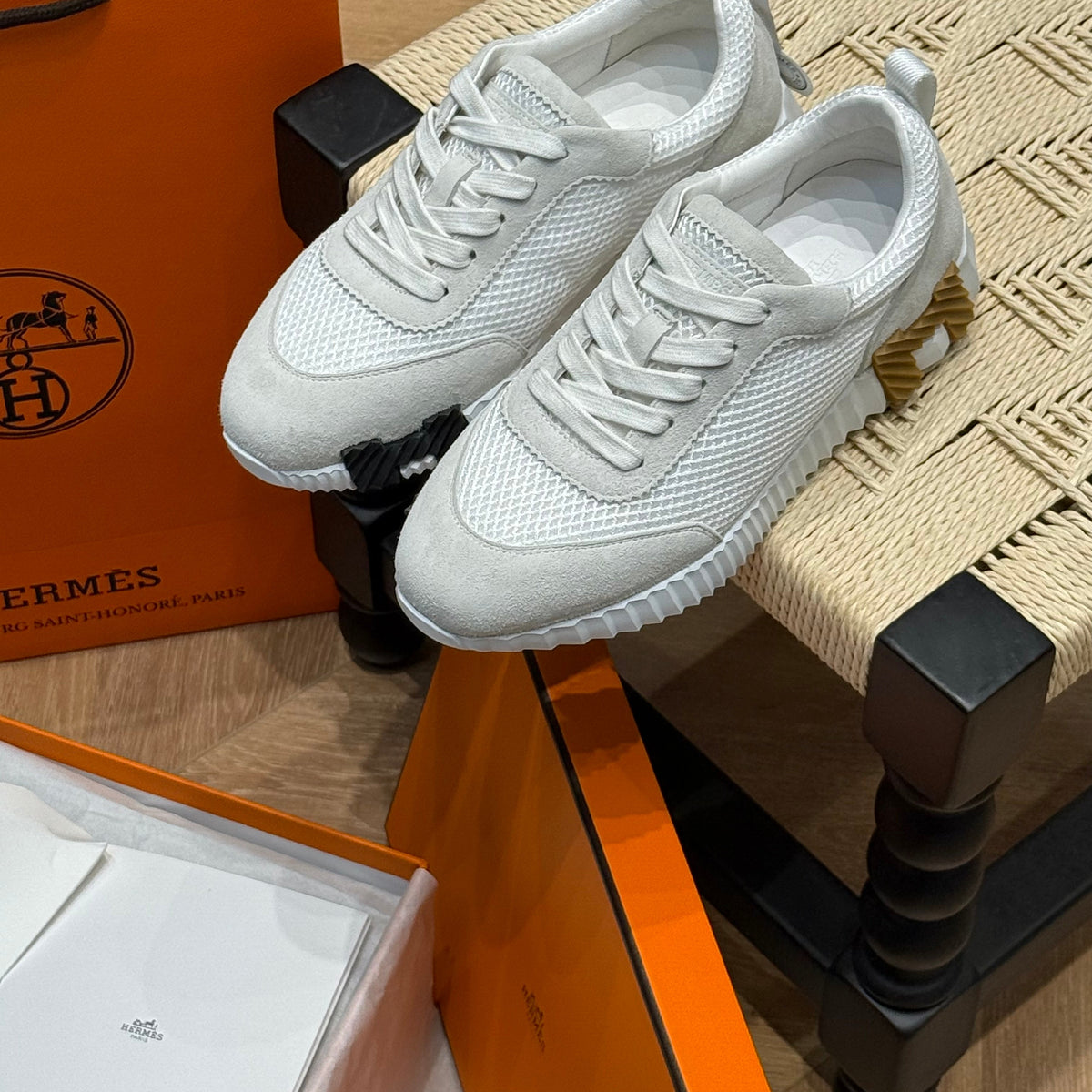 HERM BOUNCING SNEAKER