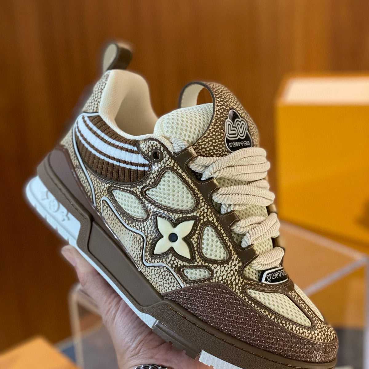 LOU TRAINERS