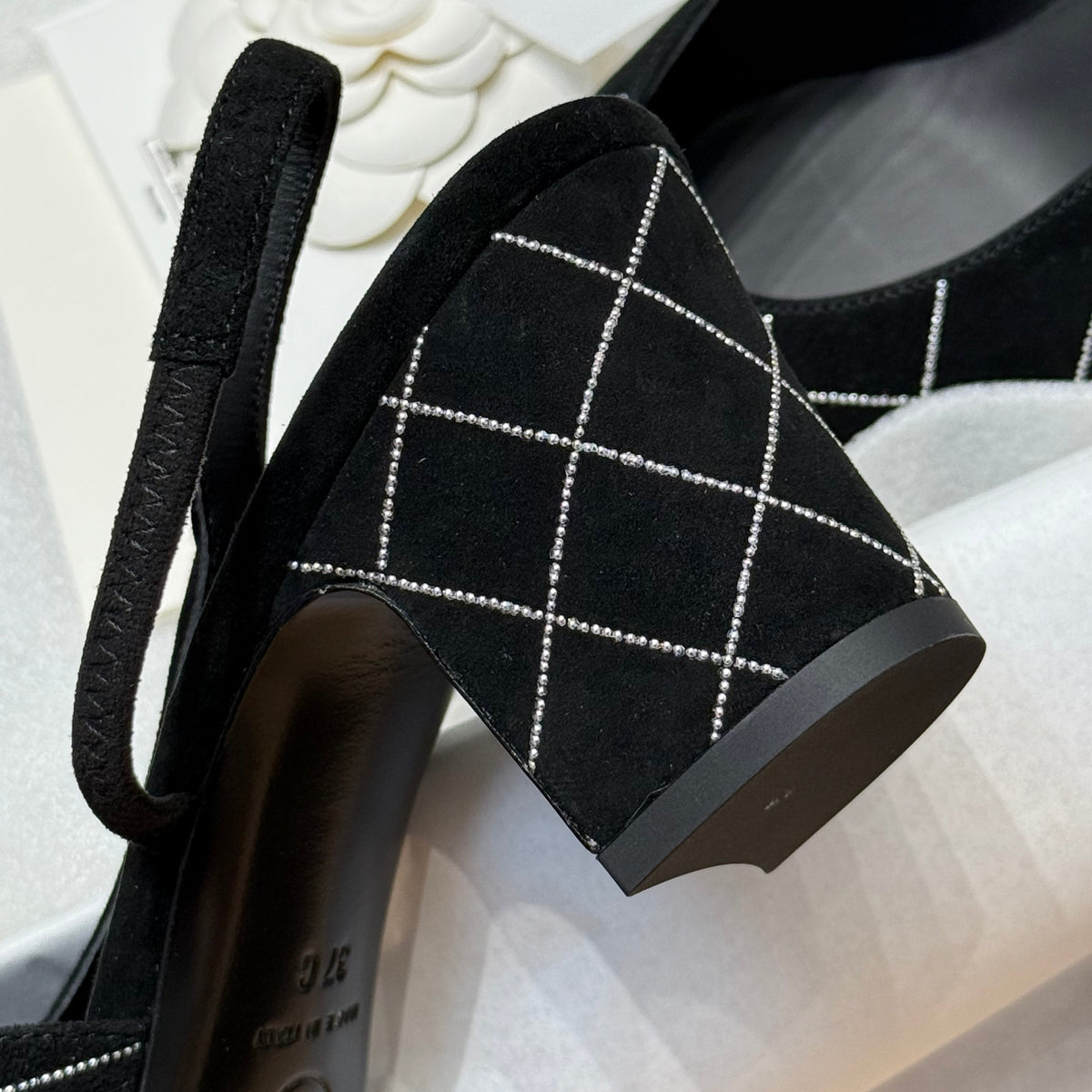 CC SLINGBACK PUMPS