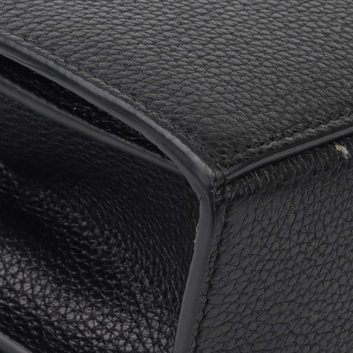 Gucci Zumi Black Shoulder Bag.