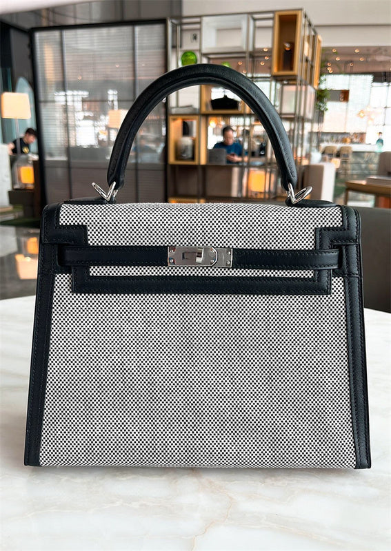 PHA - HMS Bags - 573