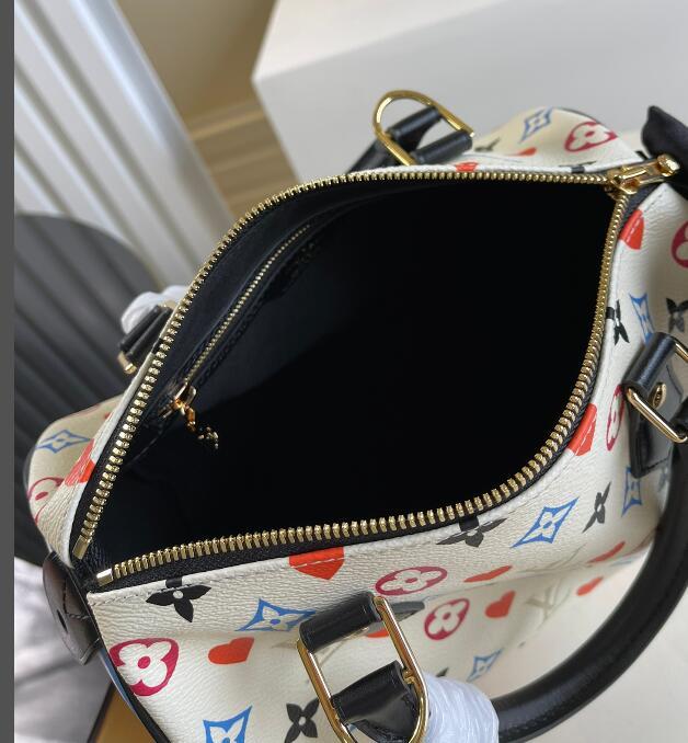 Ava’s Mode - LOV Bags - 2580