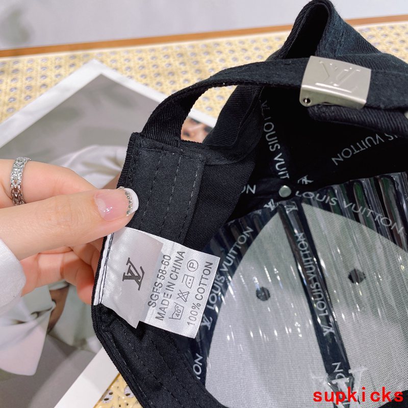 Louis Vuitton Luxury Cap