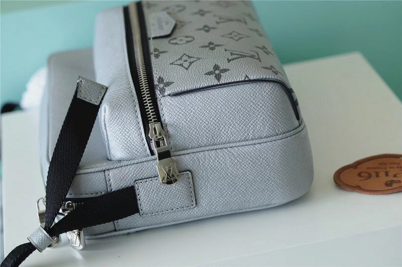 I W Fashion Lu-Vi bags - 10196