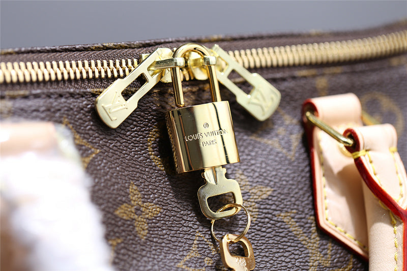 I W Fashion Lu-Vi bags - 8172
