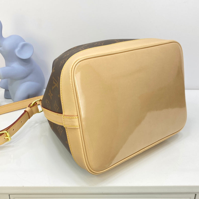 I W Fashion Lu-Vi Bags - 16895