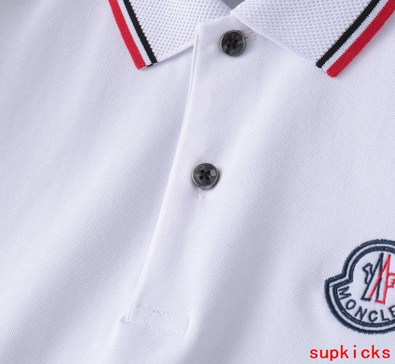 Moncler Luxury Cloth