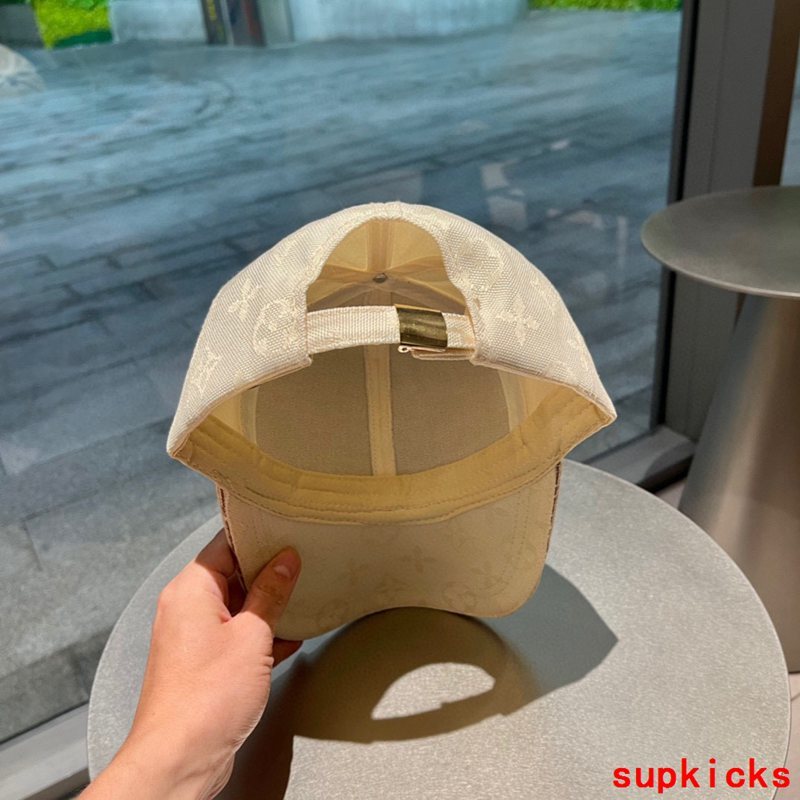 Louis Vuitton Luxury Cap