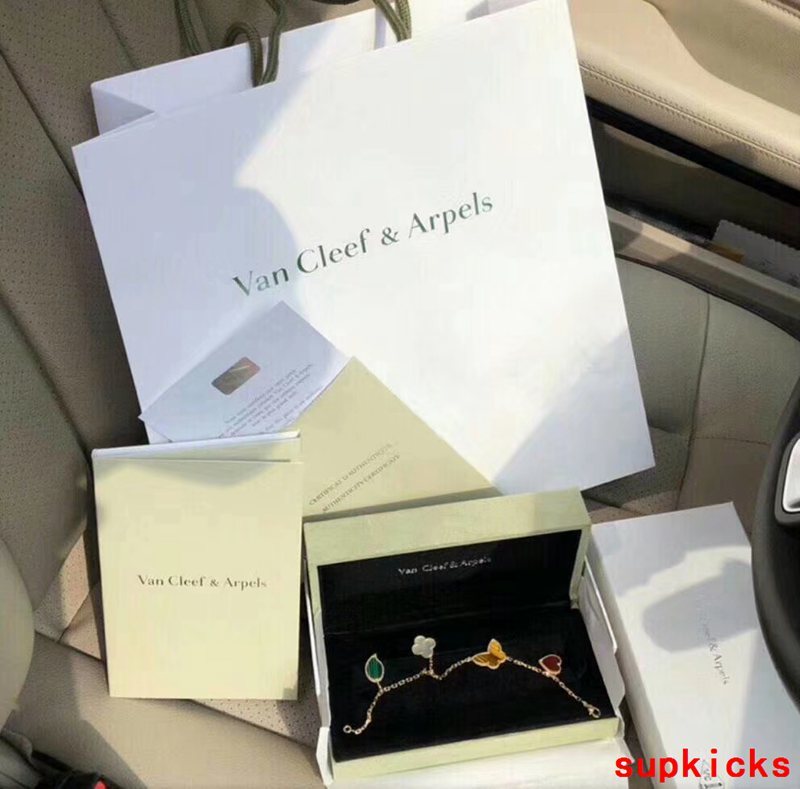Van Cleef & Arples Jewelry
