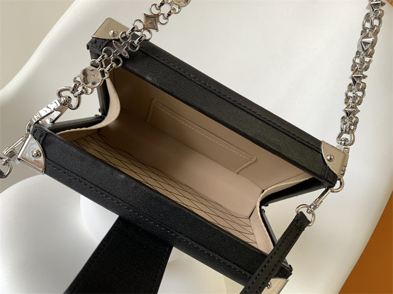 PHA - LOV Bags - 265