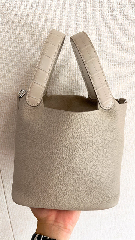 PHA - HMS Bags - 382