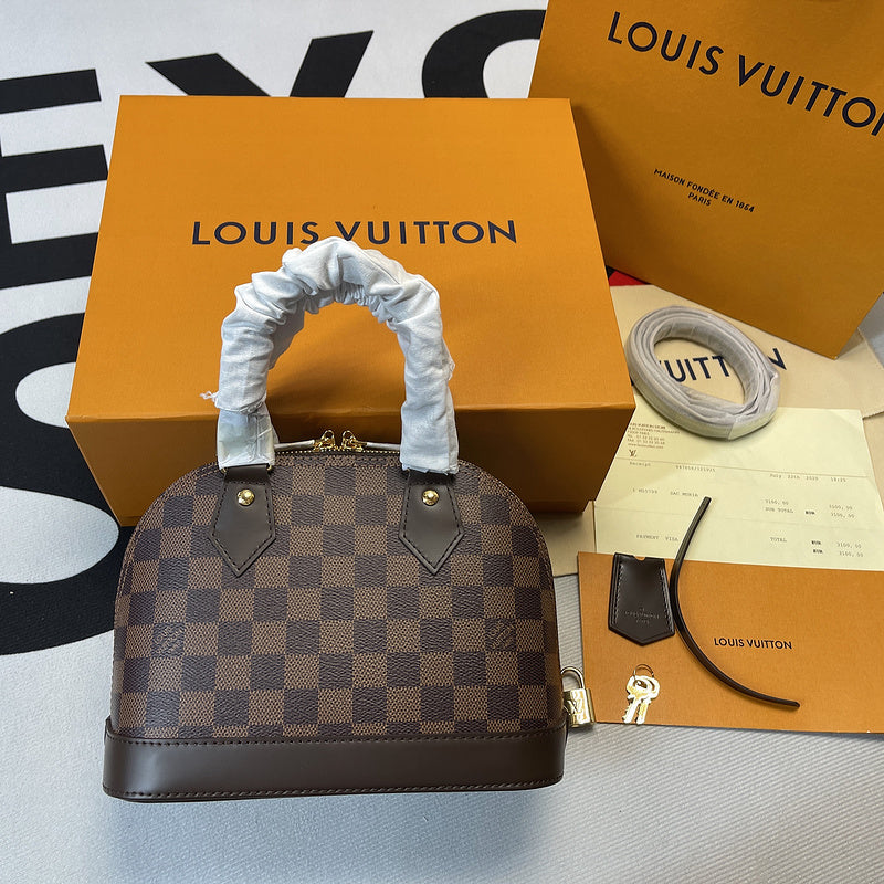 I W Fashion Lu-Vi bags - 8285