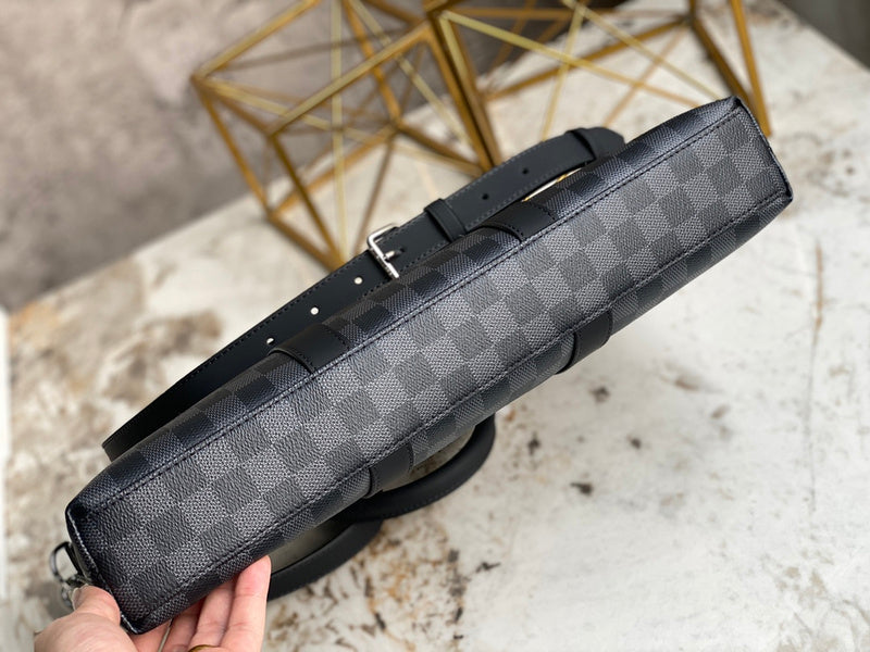 I W Fashion Lu-Vi bags - 17176