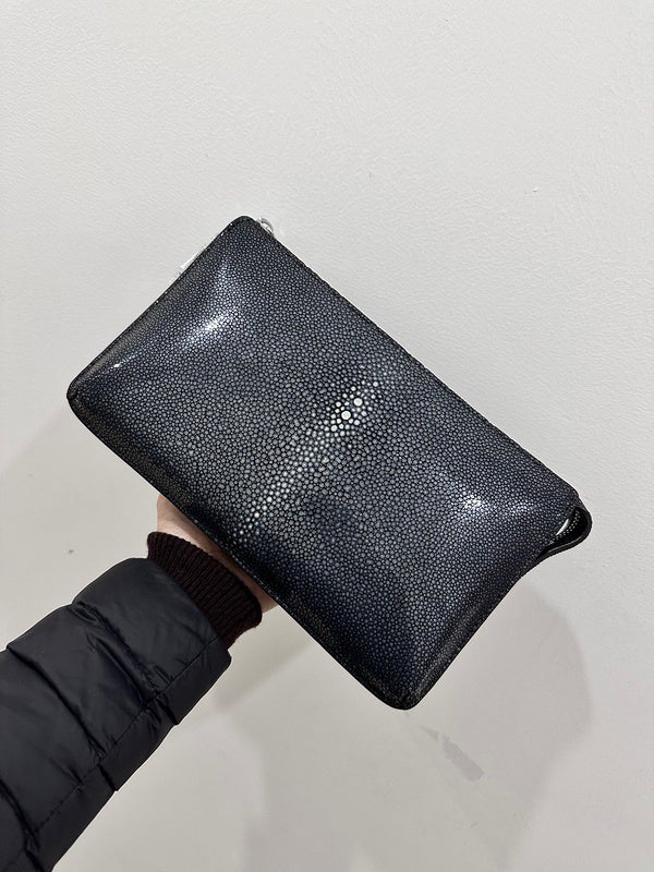 PHA - HMS Bags - 1330