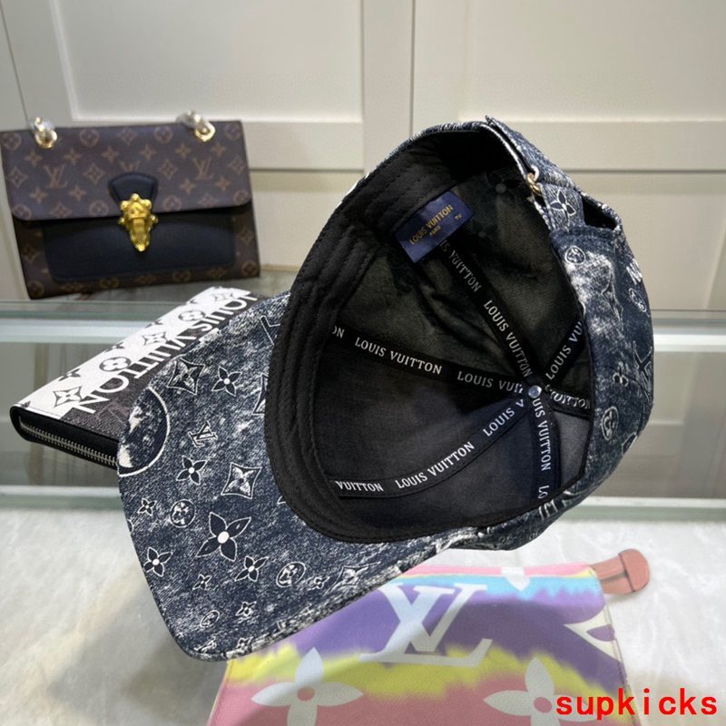 Louis Vuitton Luxury Cap