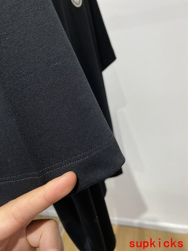 Moncler Luxury Cloth
