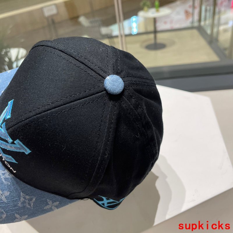 Louis Vuitton Luxury Cap