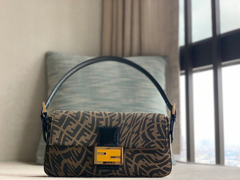 PHA - PHAE Bags - 395