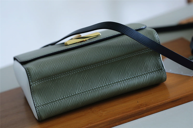 I W Fashion Lu-Vi bags - 8523