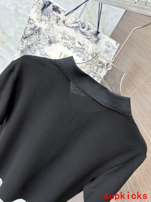 Moncler Luxury Cloth