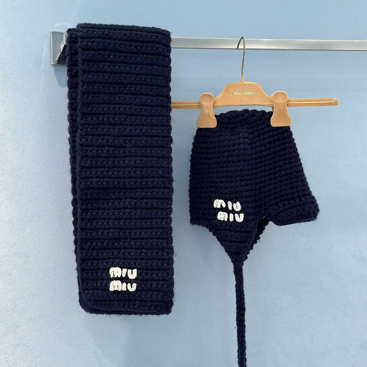 MIU M HAT SET