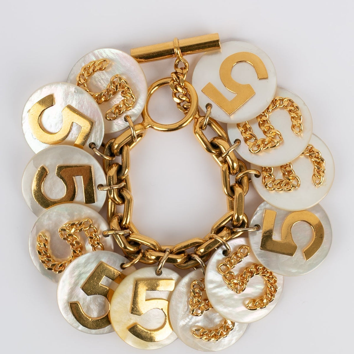Bracelet charms Chanel