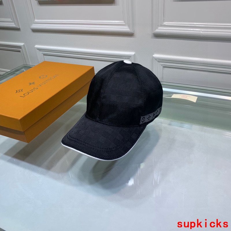Louis Vuitton Luxury Cap