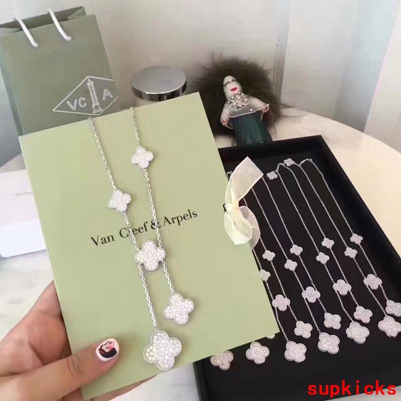 Van Cleef & Arples Jewelry