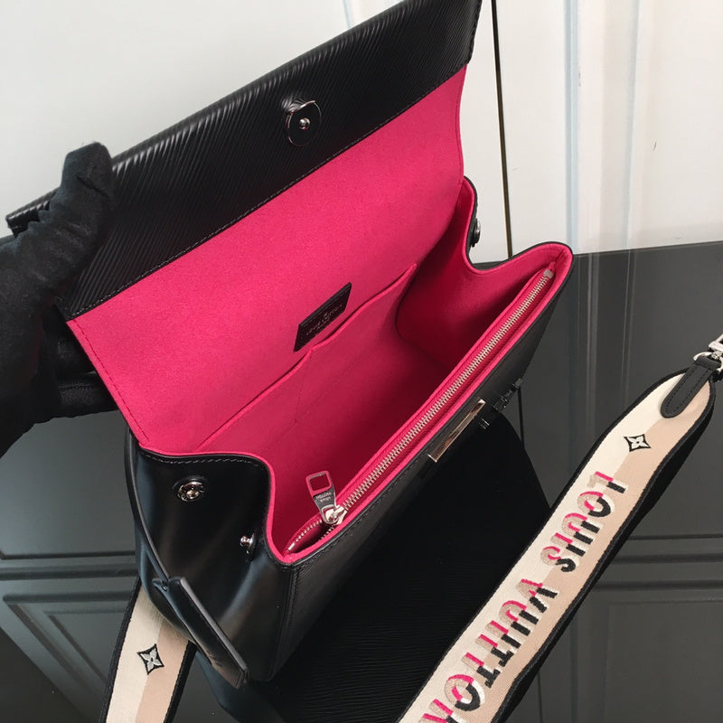 I W Fashion Lu-Vi bags - 17103