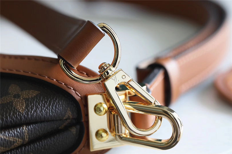 I W Fashion Lu-Vi bags - 8110