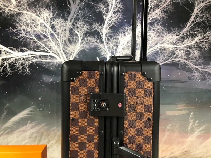 I W Fashion Lu-Vi bags - 11403
