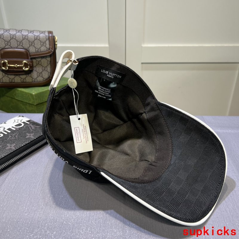 Louis Vuitton Luxury Cap