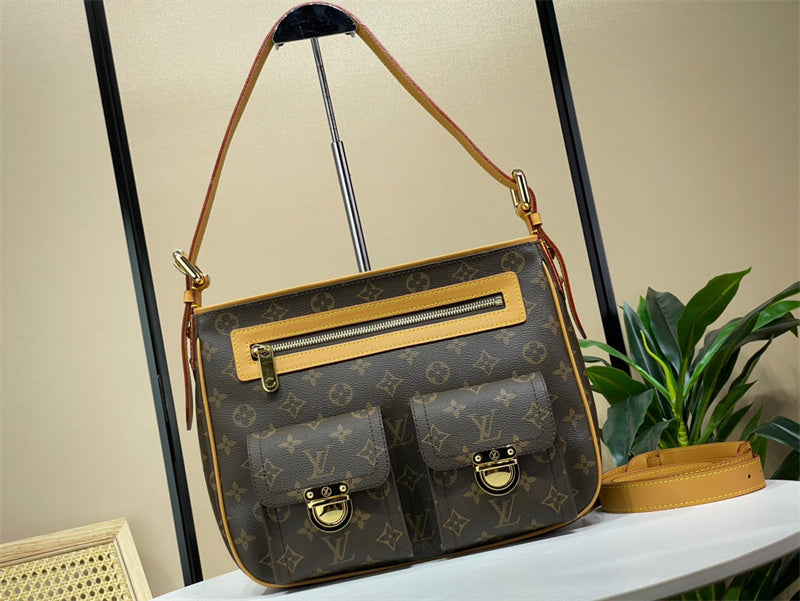 PHA - LOV Bags - 418