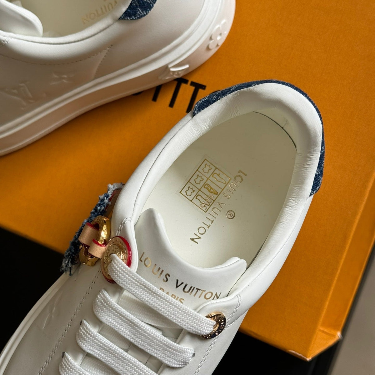 LOU TRAINERS