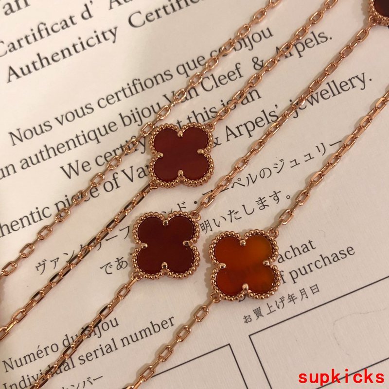 Van Cleef & Arples Jewelry