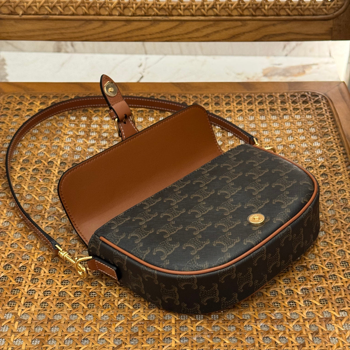 CEL FOLCO SHOULDER BAG