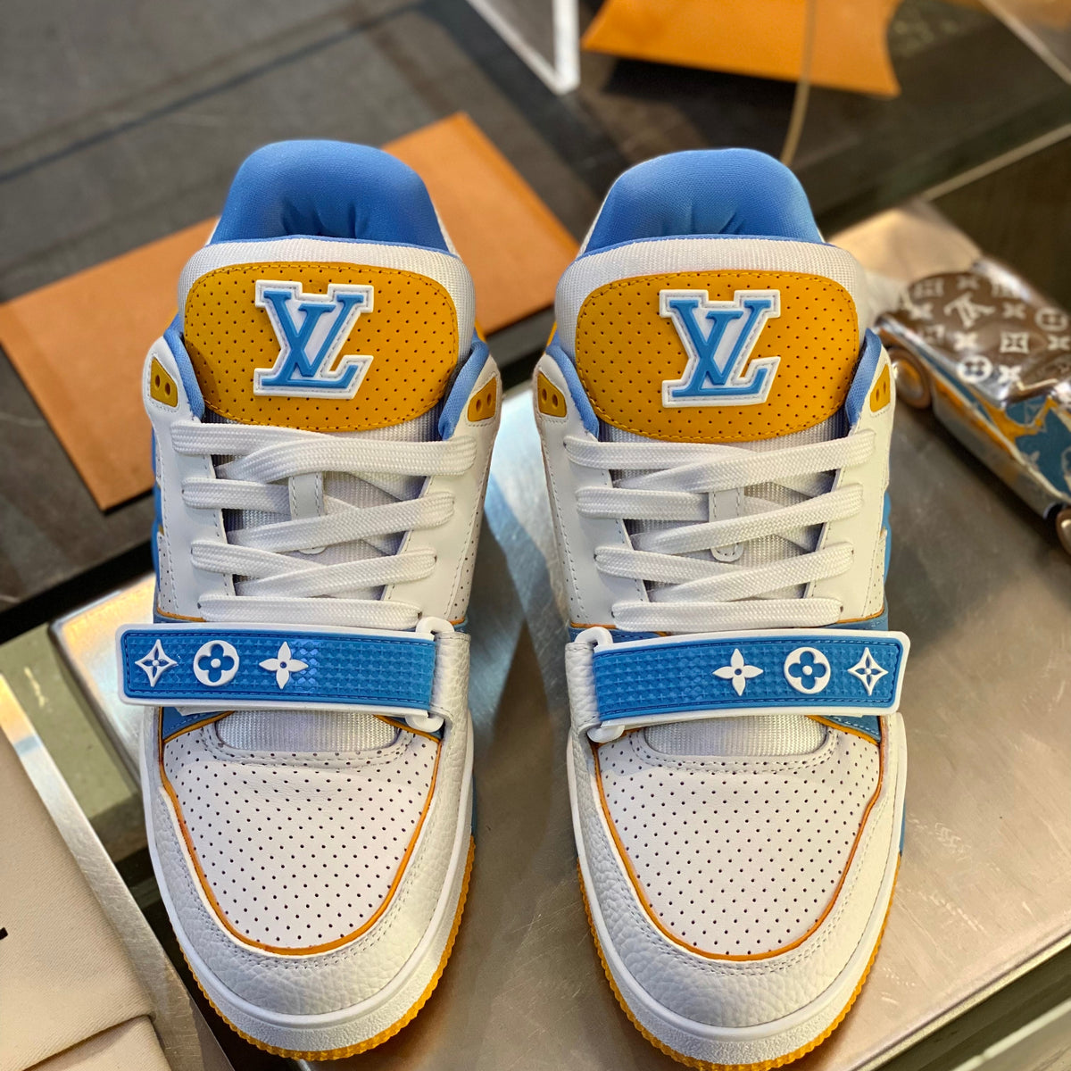 LOU TRAINERS