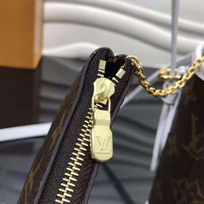 LOV2 Bags - Luxurious Bags  550
