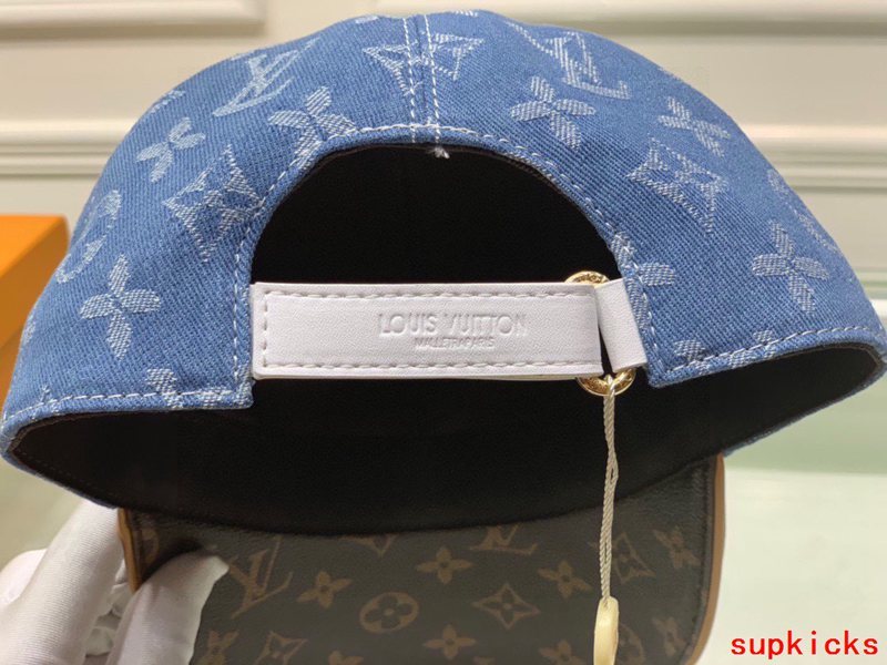 Louis Vuitton Luxury Cap