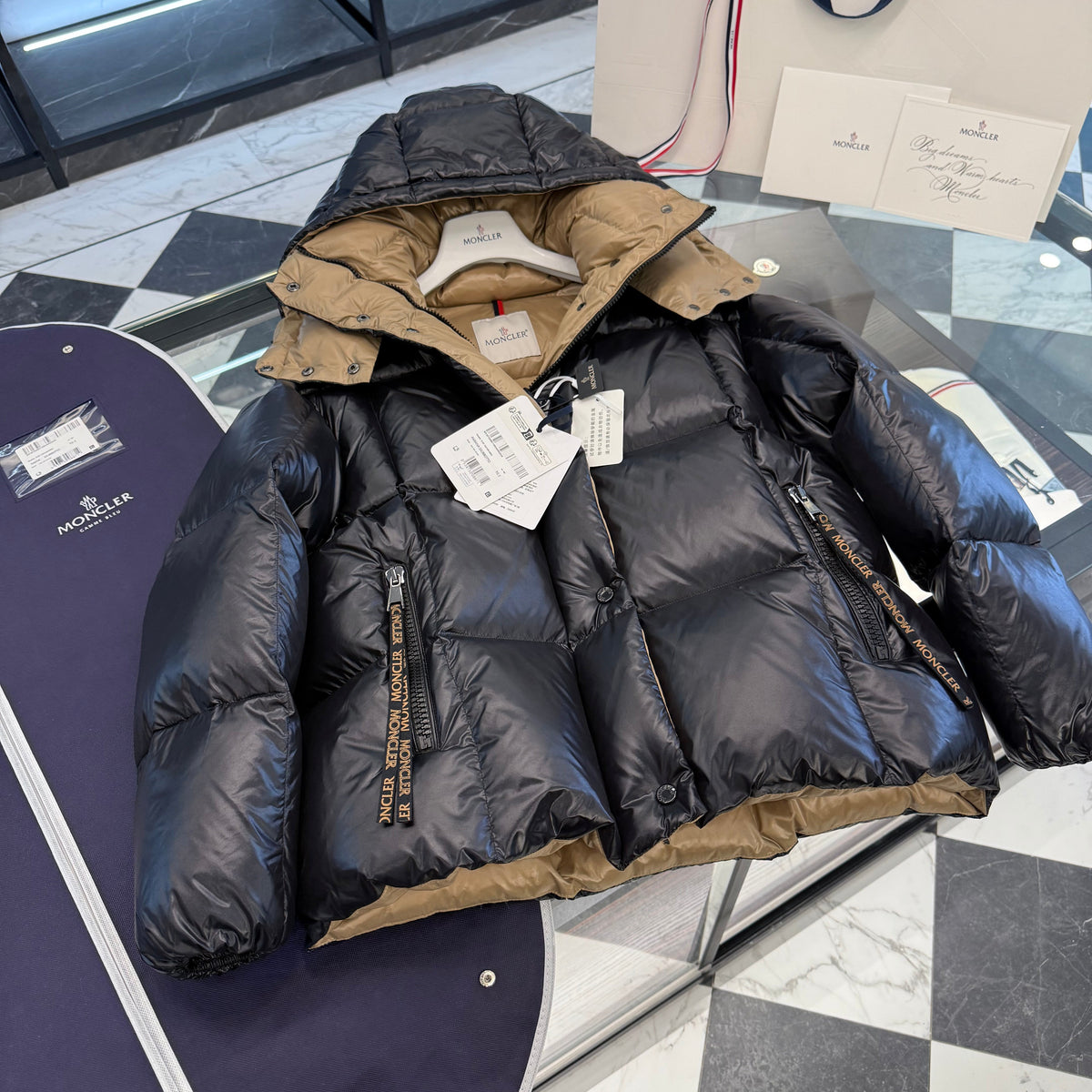 MONC PARANA JACKET