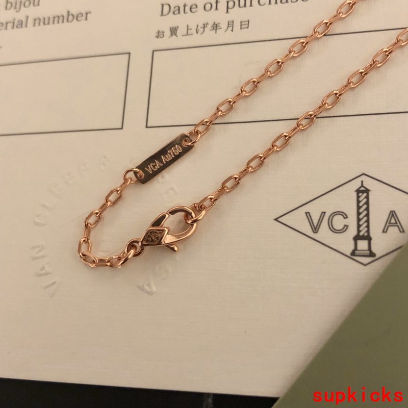 Van Cleef & Arples Jewelry