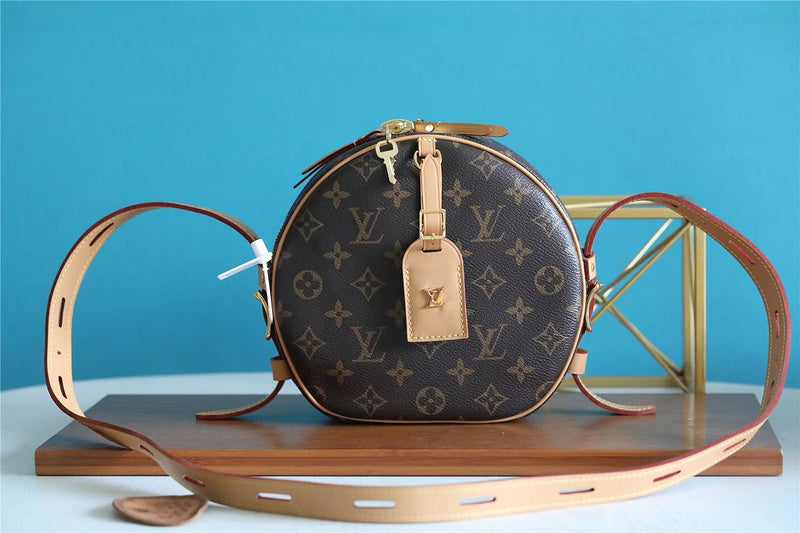 I W Fashion Lu-Vi bags - 8309