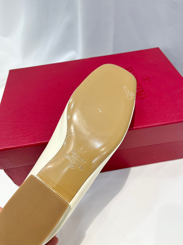 Valentino GARAVANI Luxury Shoes
