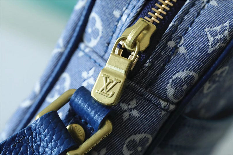 I W Fashion Lu-Vi bags - 9900