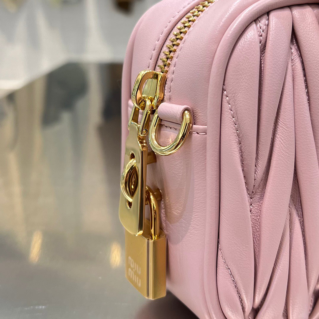 MIU M ARCADIE MATELASSE BAG
