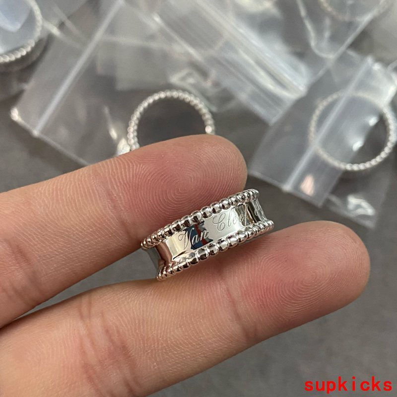 Van Cleef & Arples Jewelry