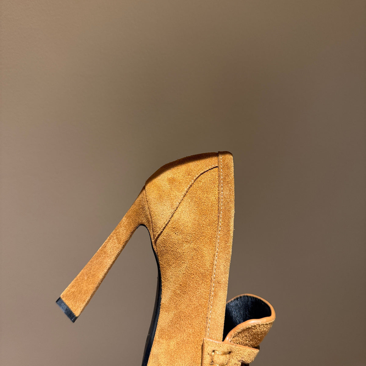 SL HEELS
