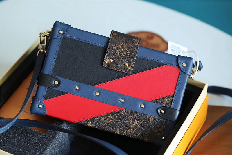 I W Fashion Lu-Vi bags - 8205