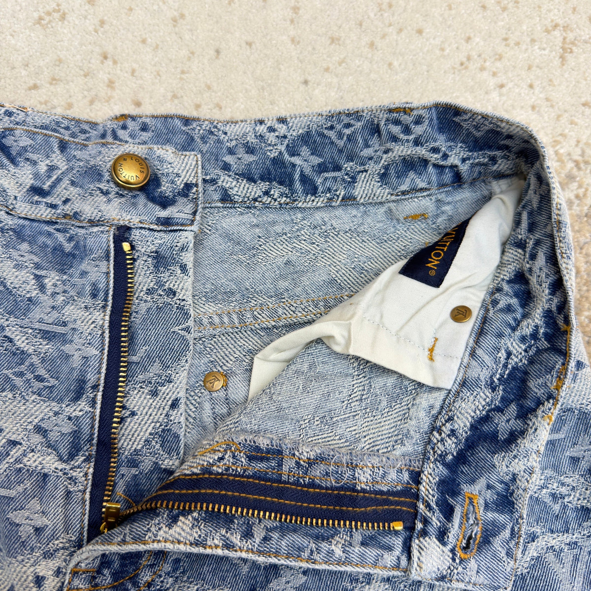 LOU DENIM SHORTS